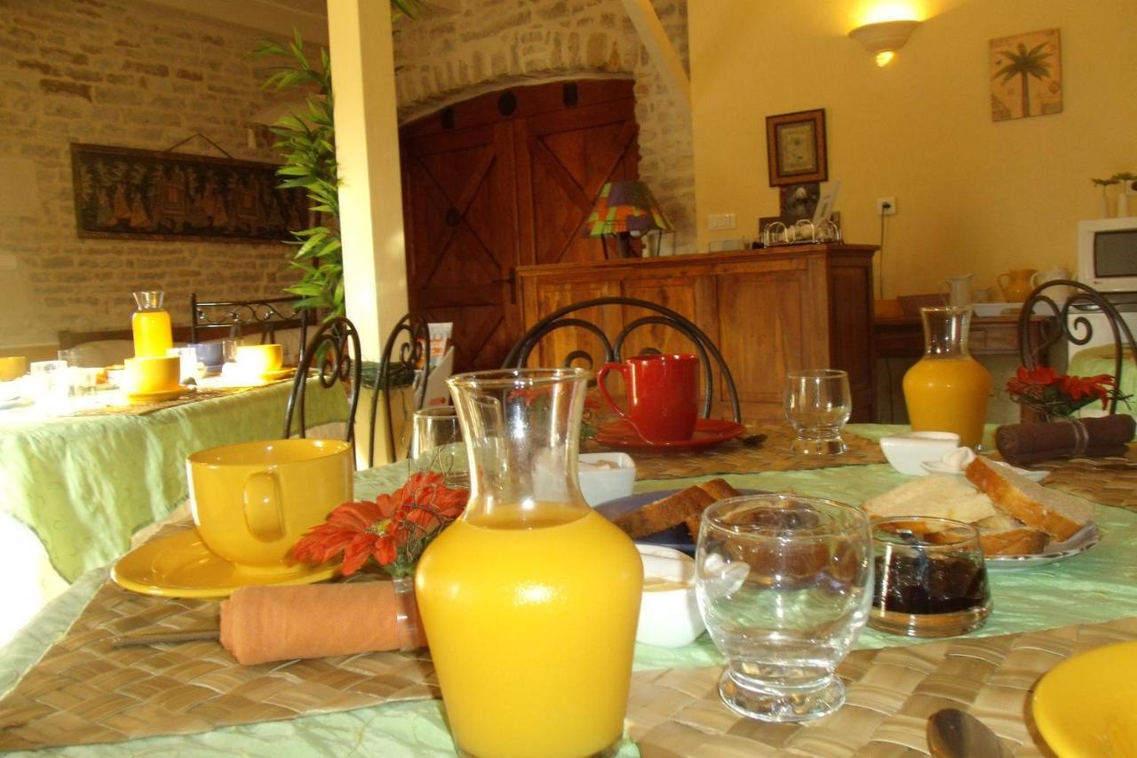 Le Clos Des Palmiers Bed & Breakfast Saint-Ouen-d'Aunis