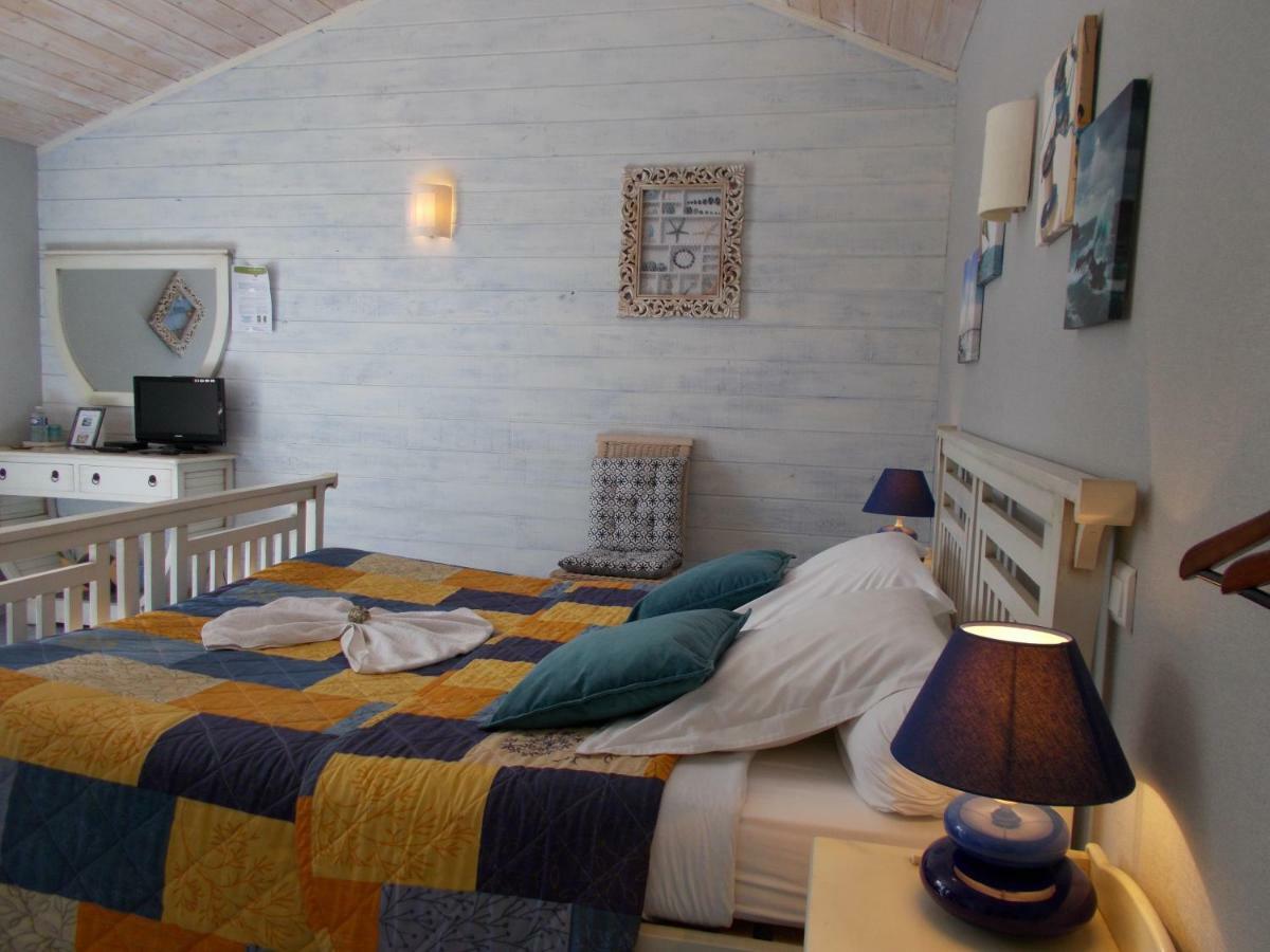 Le Clos Des Palmiers Bed & Breakfast Saint-Ouen-d'Aunis